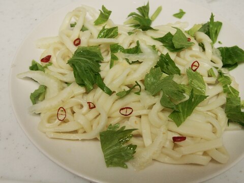 レンジで簡単！セロリ好きの　セロリうどん